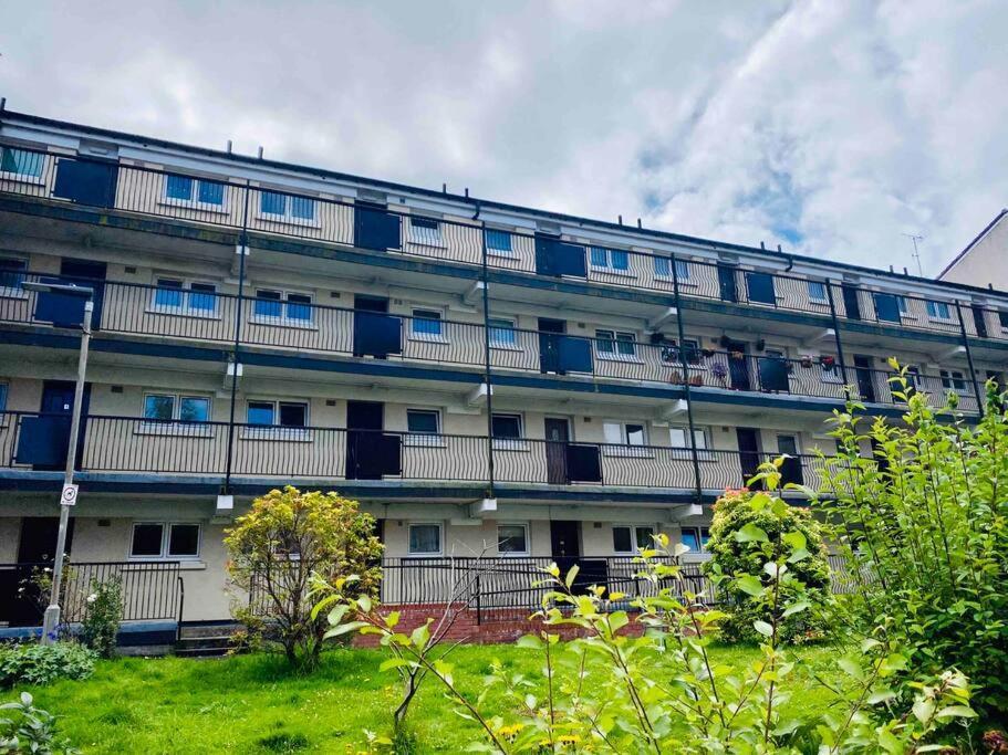Chic Flat With Balcony Close To Merchant City Glasgow Dış mekan fotoğraf